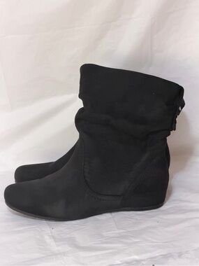 Xappeal Black Slouch Wedge Ankle Boots